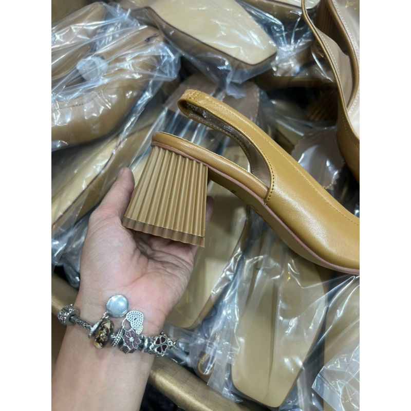 Sandal Slingback SAM da thật- hàng xuất dư