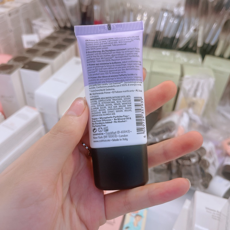 Kem Lót Kiềm Dầu, Se Khít Lỗ Chân Lông Catrice Prime And Fine Base Keep Me Matt 30ml
