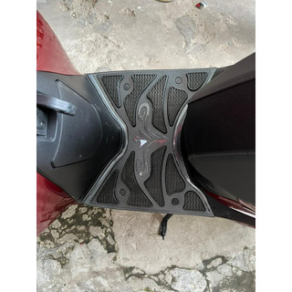 Thảm SH 2017-2025 carbon(kèm ốc gắn)