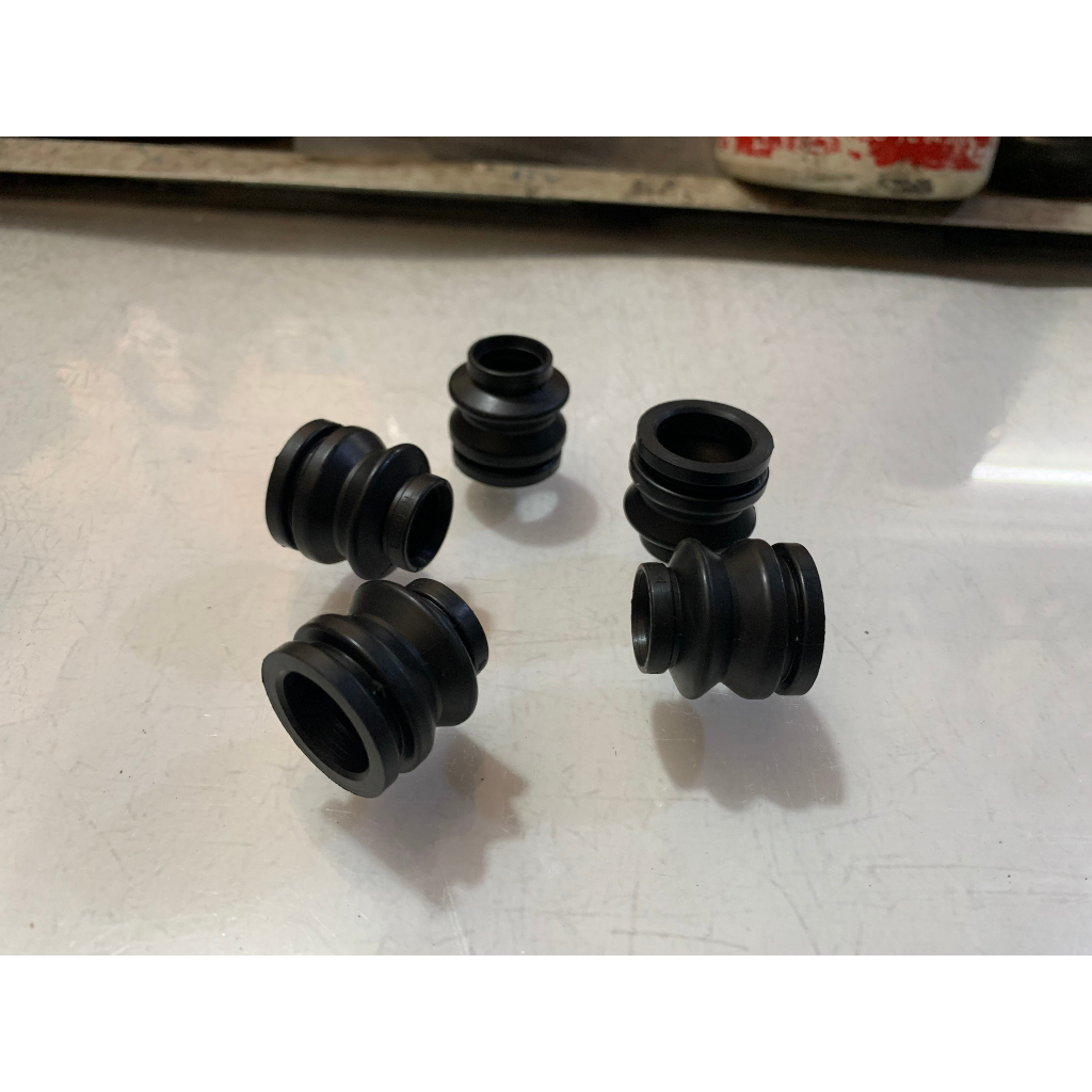 Cao Su chụp bui Ắc Thắng Xe KIA Morning 2013-2020, Hd Grand i10, Toyota Altis 2007 Hàng Nhật NOK