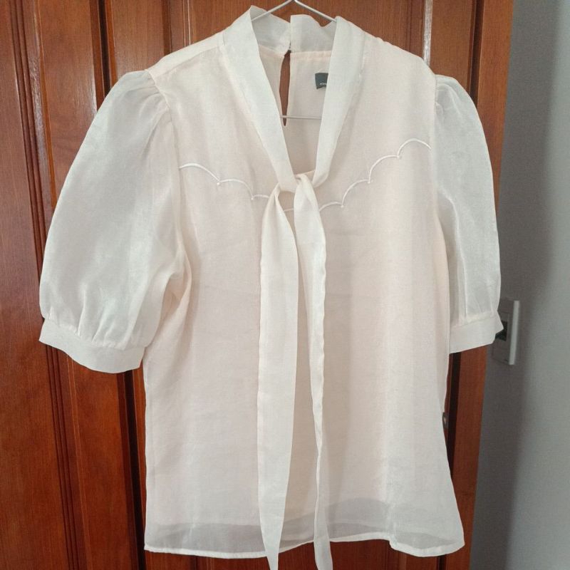 Pass áo kiểu tiểu thư