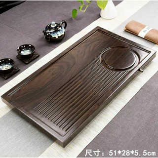Khay trà liền 1 đế bằng gỗ khắc trên mặt khay rất đẹp và có ống dẫn nước đi xuống50x28x5cm
