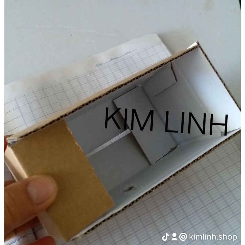 50 hộp 10x5x5 hộp mặt trong trắng ngoài nâu