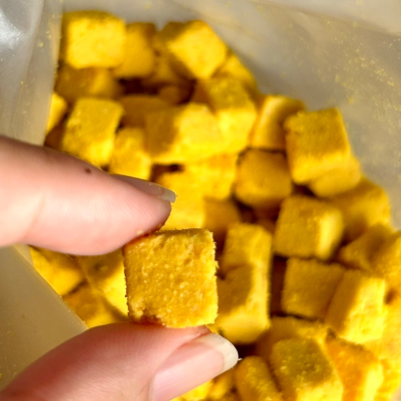 Phô mai lòng đỏ sấy cho hamster và thú nhỏ