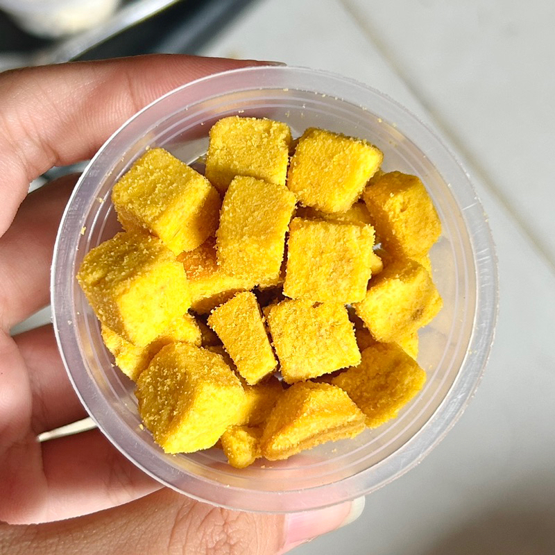 Phô mai lòng đỏ sấy cho hamster và thú nhỏ