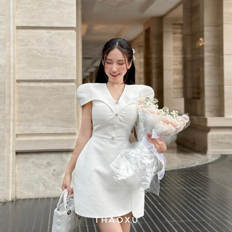 Váy tafta cổ V dáng A hothit chuẩn đầm thiết kế thảo xu
