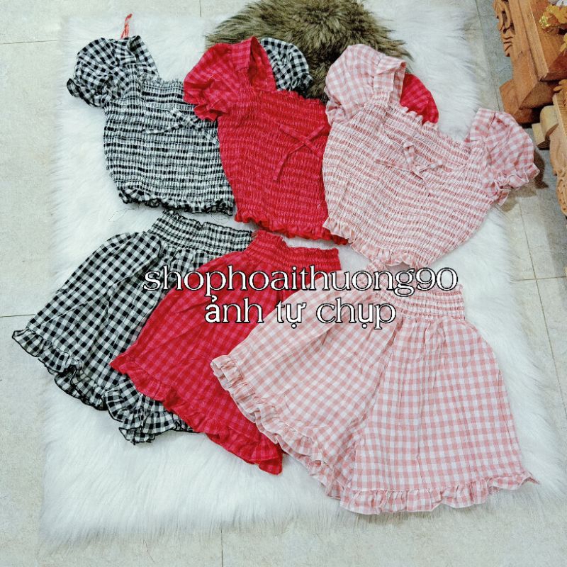 Set ngắn caro nhún tay phồng dễ thương ( ảnh sàn tự chụp )