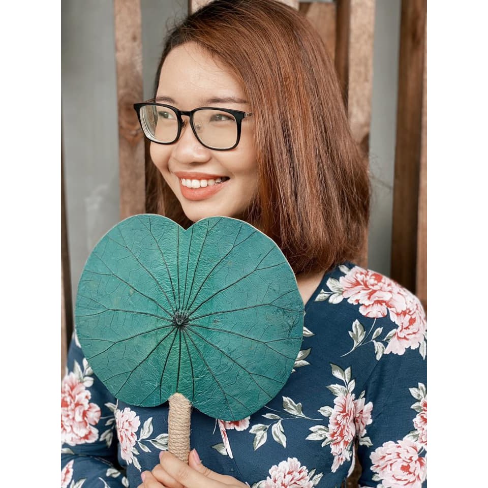 QUẠT LÁ SEN ECOLOTUS - phụ kiện chụp hình độc đáo, decoration