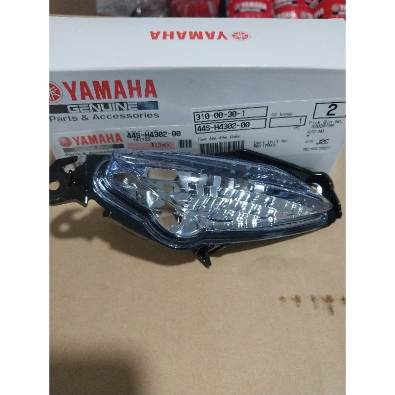 đèn demi bên phải Luvias thường và FI KHÁCH HÀNG XEM KỸ SP TRƯỚC KHI CHỌN.