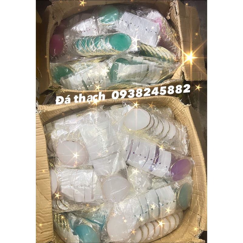 Đá thạch pha màu va chụp ảnh