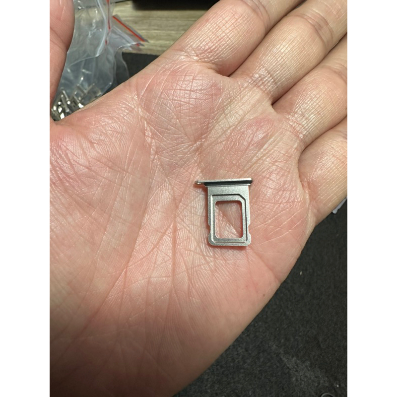 Khay sim vật cho iphone 14 seri nhét được 2 sim