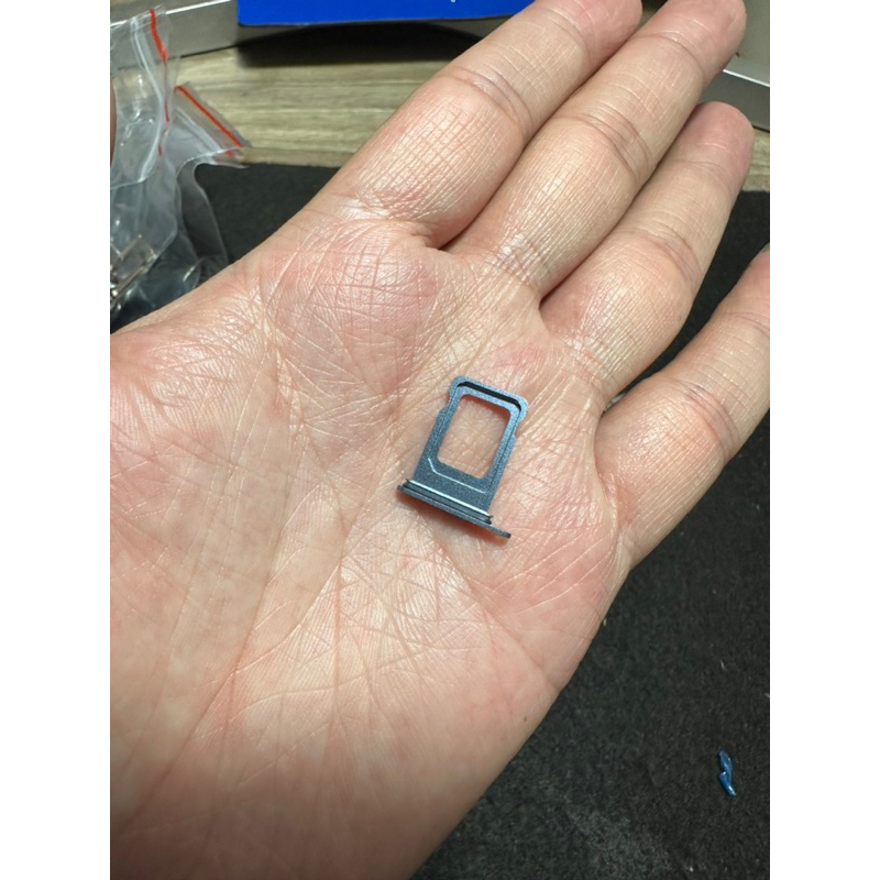 Khay sim vật cho iphone 14 seri nhét được 2 sim