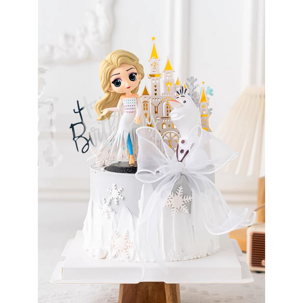 Trang trí công chúa Elsa váy trắng mẫu mới