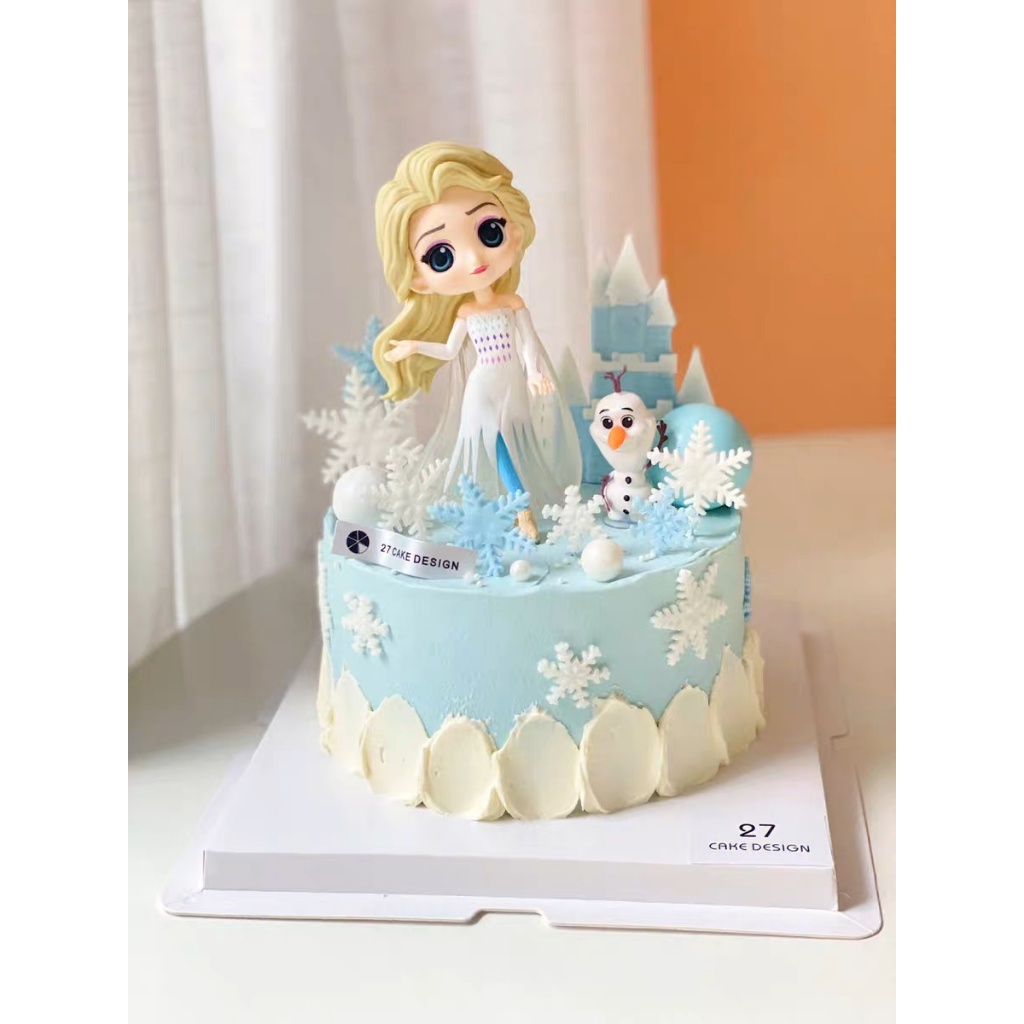 Trang trí công chúa Elsa váy trắng mẫu mới