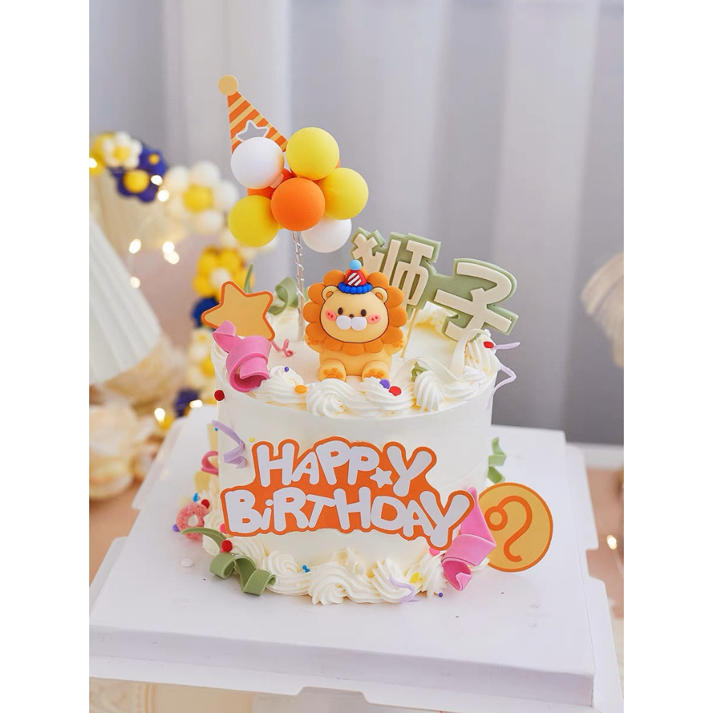 Trang trí silicon sư tử đội mũ đỏ bờm cam