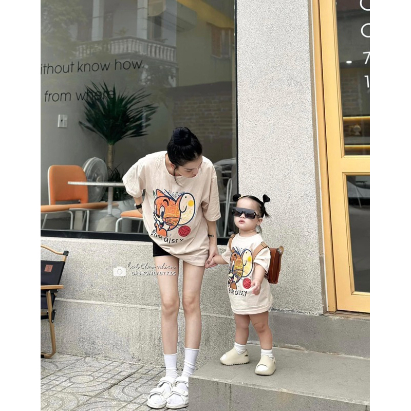 Áo Đôi Mẹ Bé , Áo Phông Hình Mèo Cho Mẹ và Bé Màu Be Chất Cotton - Nhà Cam