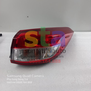 Đèn hậu miếng ngoài toyota vios 2019