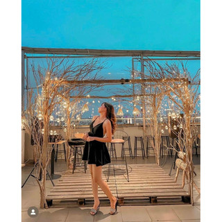 Đầm đen hai dây dáng xoè Freesize