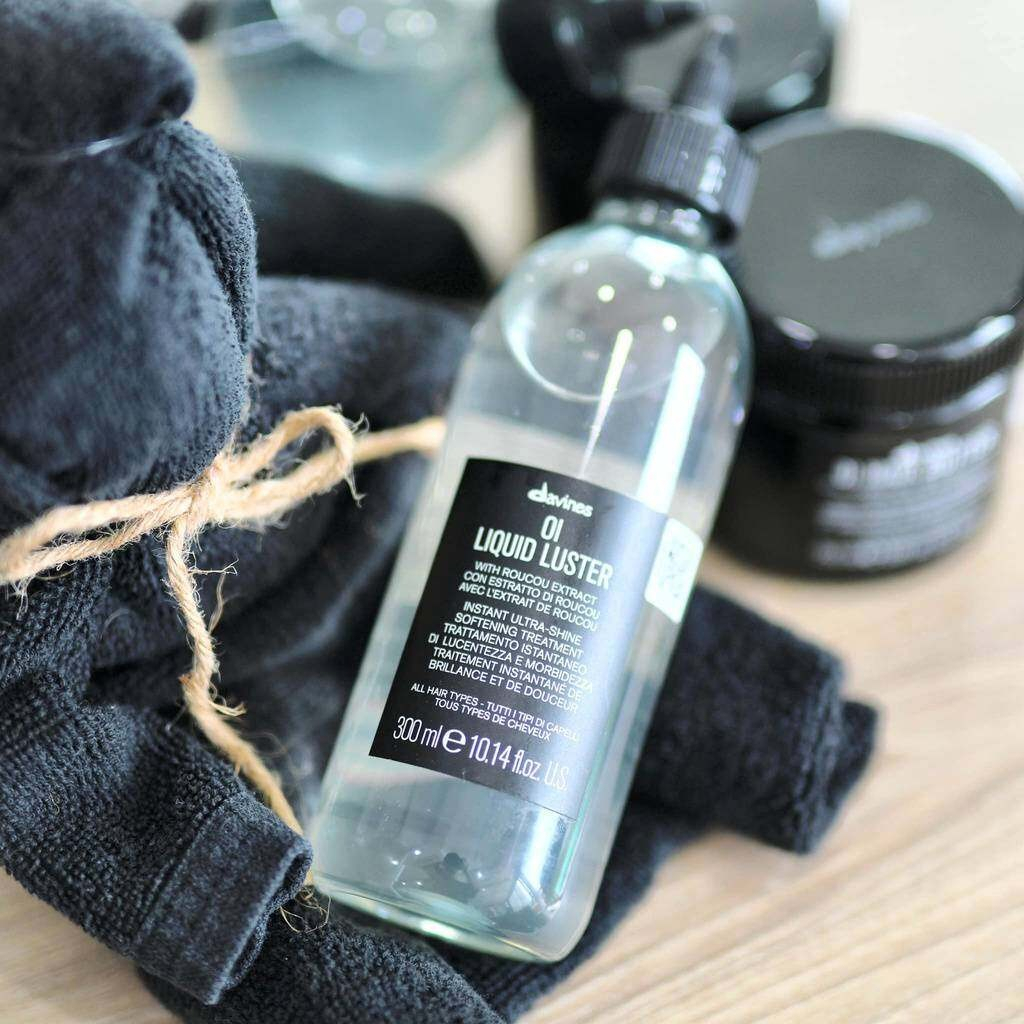 Tinh chất dưỡng tóc tăng độ bóng mượt tức thì cho tóc Davines Oi Liquid Luster 300ml