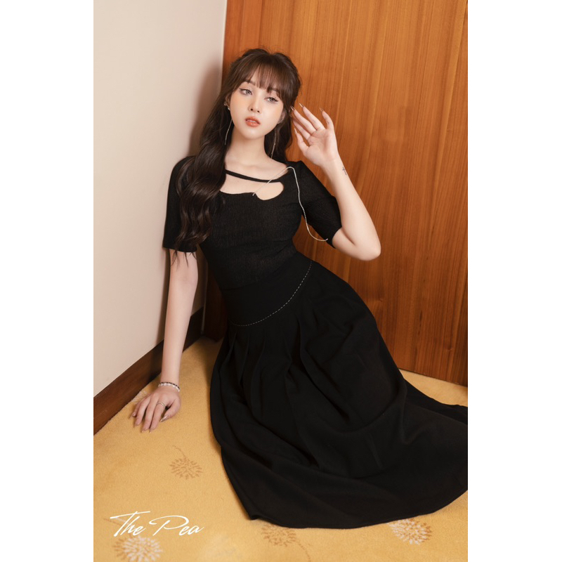 LAMER TOP by Thepeavn - Áo thun nữ tay lỡ cut-out cách điệu ôm body phối dây đá