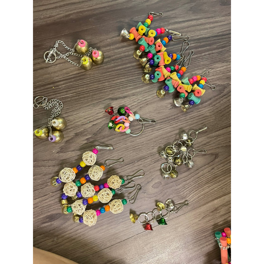 Đồ chơi cho Vẹt đầy đủ mẫu shop ở Bình tân