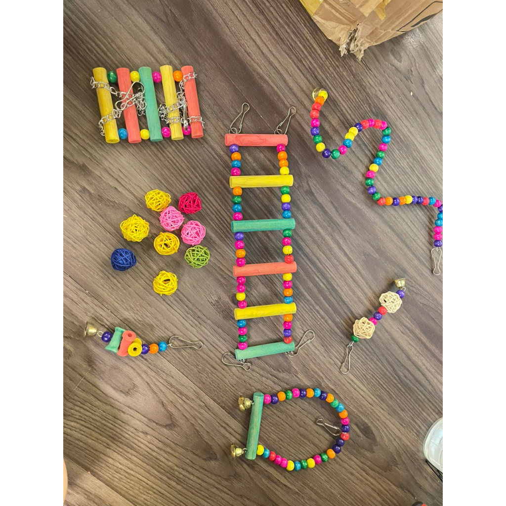 Đồ chơi cho Vẹt đầy đủ mẫu shop ở Bình tân