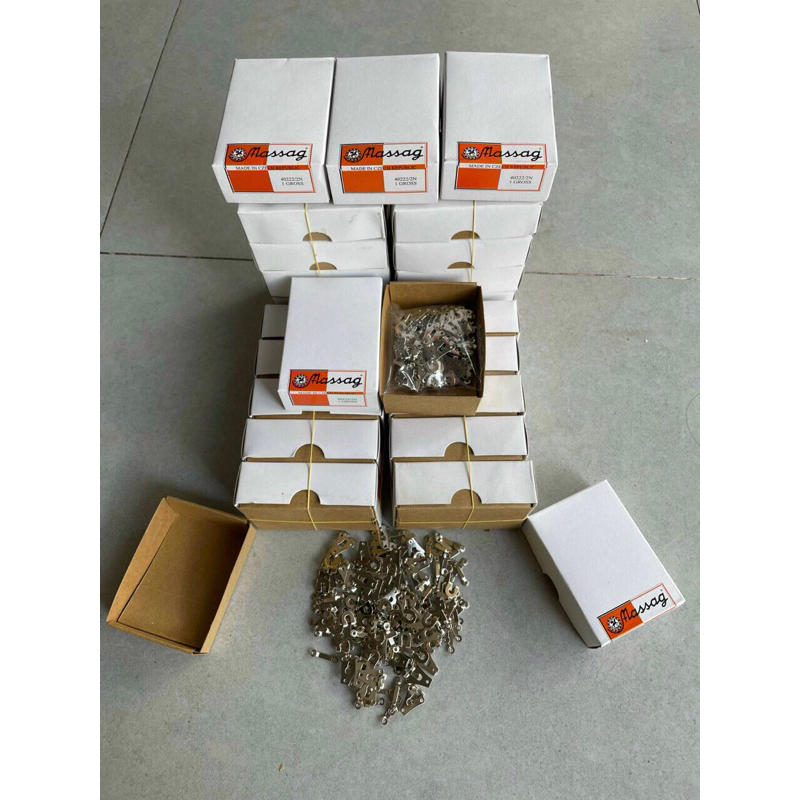 5 móc quần tây của Séc, không gỉ sét.