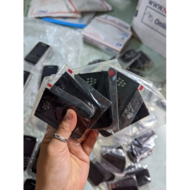 Nắp lưng điện thoại BlackBerry 9900 9930 - New