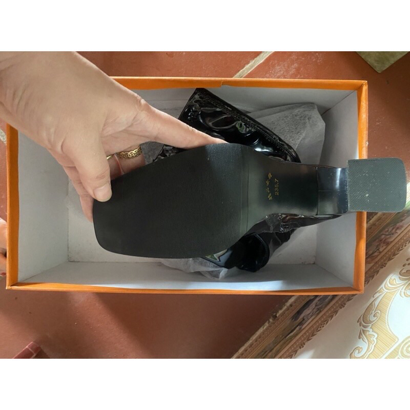 Mua 450k pass 255k size 37,38 vừa