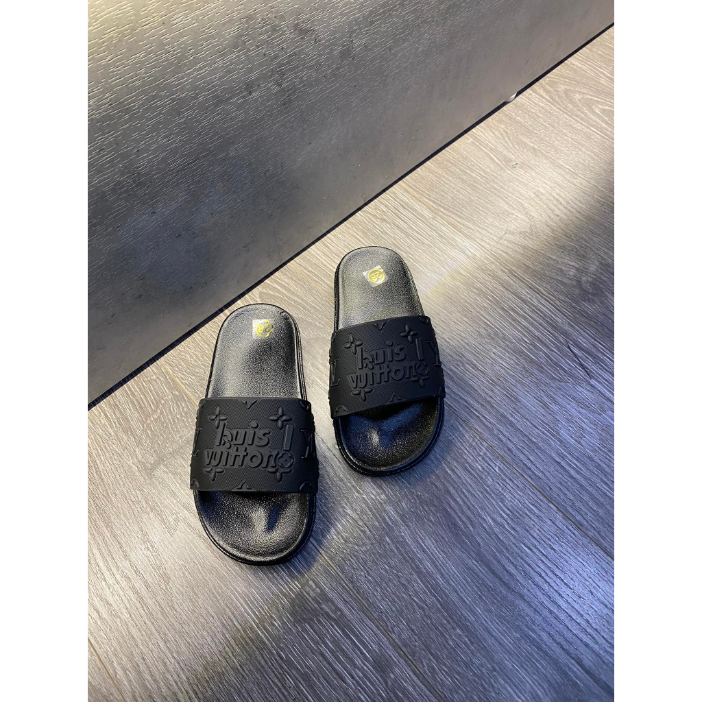 Dép trẻ em  Dép lê LV quai ngang cho bé trai bé gái đế mềm dễ thương LV