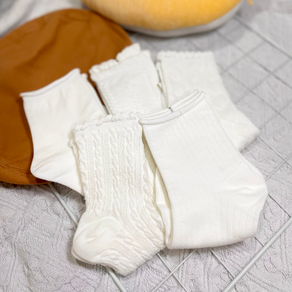 Combo 2 đôi tất vớ trắng nữ phong cách Boho