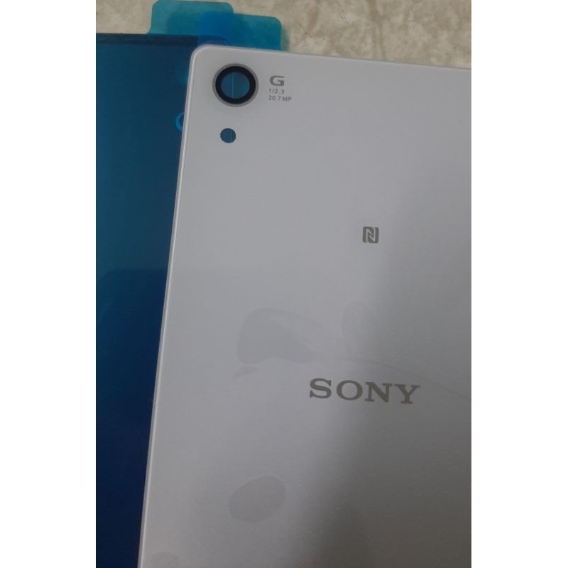 nắp lưng dòng sony xperia z1 z2 z3.. loại kiếng xịn