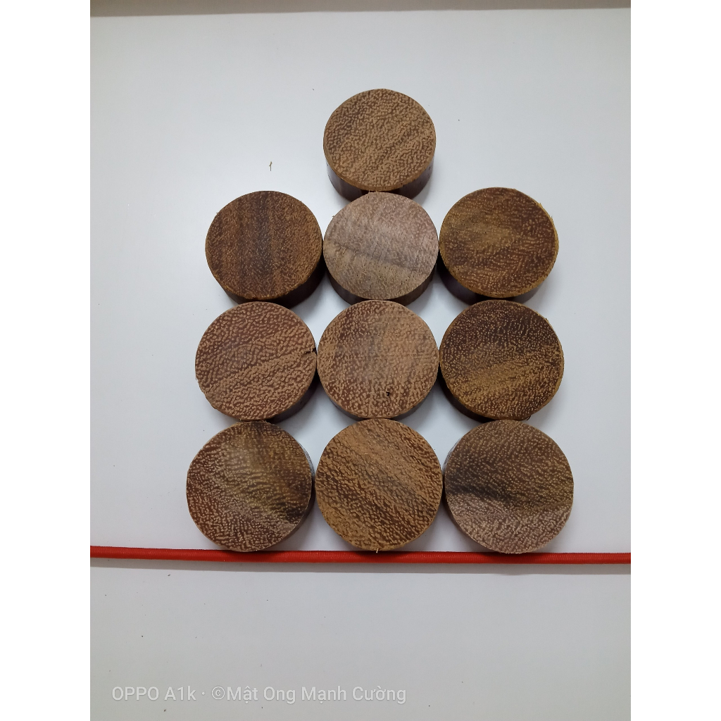 Bộ cờ búng. Cờ búng xuyên lỗ. Kích thước 46x23x3