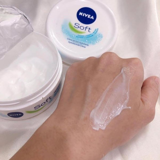 Kem dưỡng da nivea soft 200ml