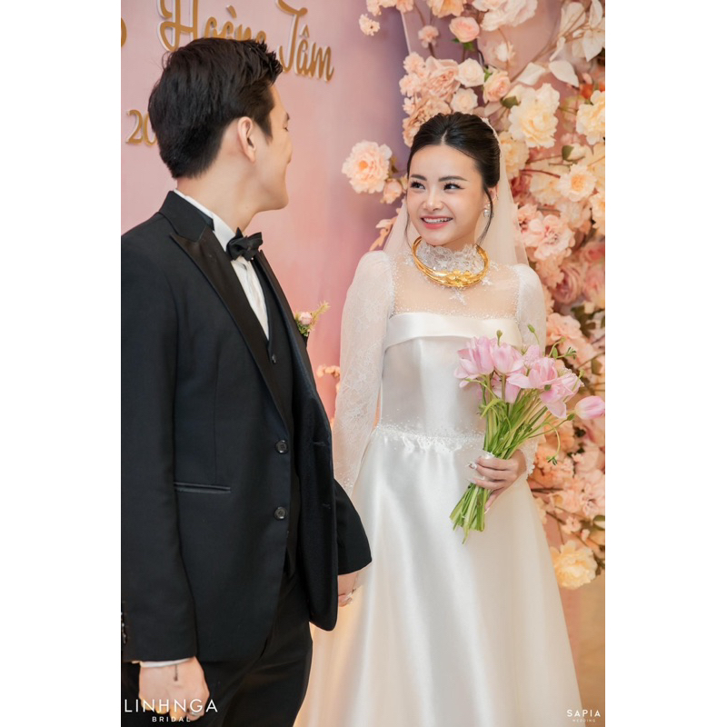 Váy cưới đi nàn tay dài Linh Nga