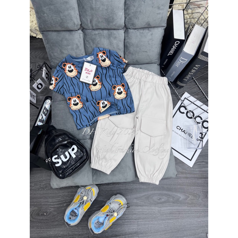 Bộ quần áo bé trai, set áo phông in tràn quần kaki túi hộp sành điệu cho bé 10-22kg