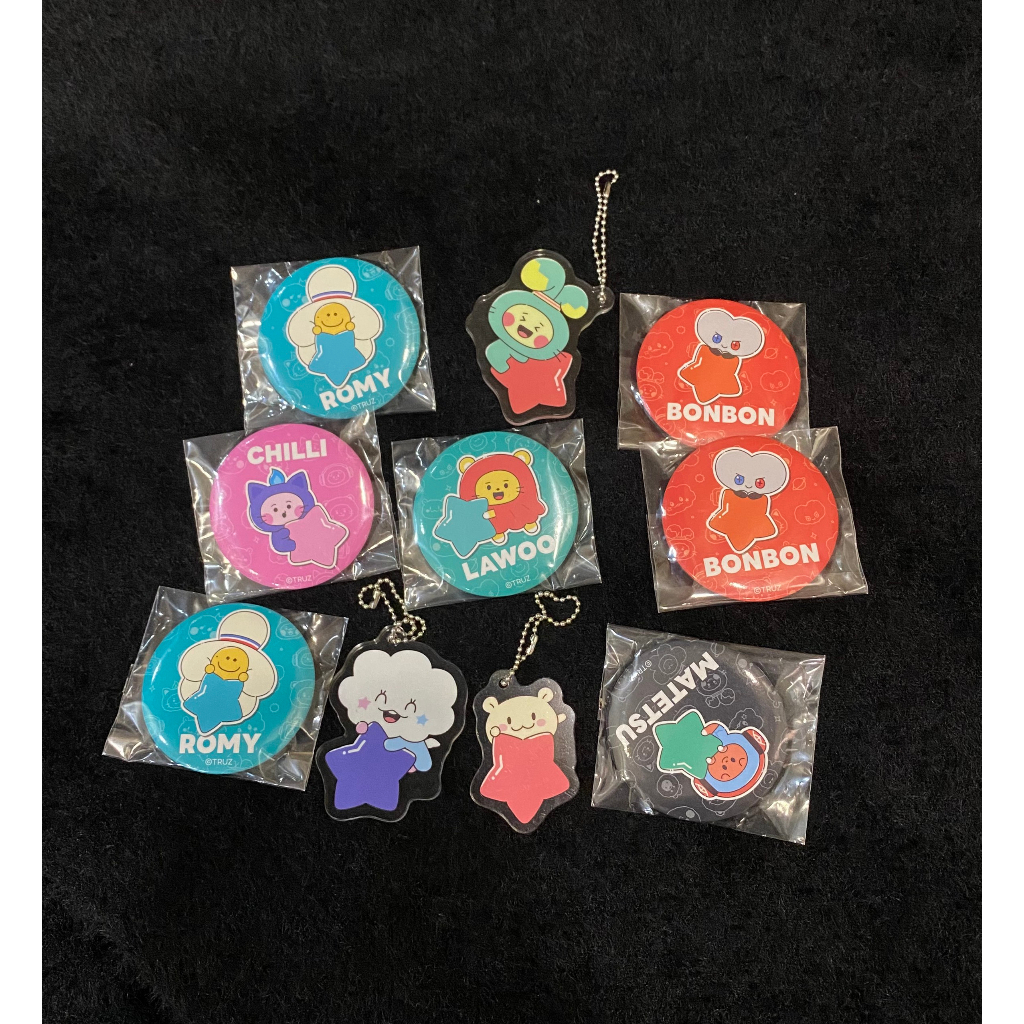 TREASURE| KEYRING + PIN CÀI