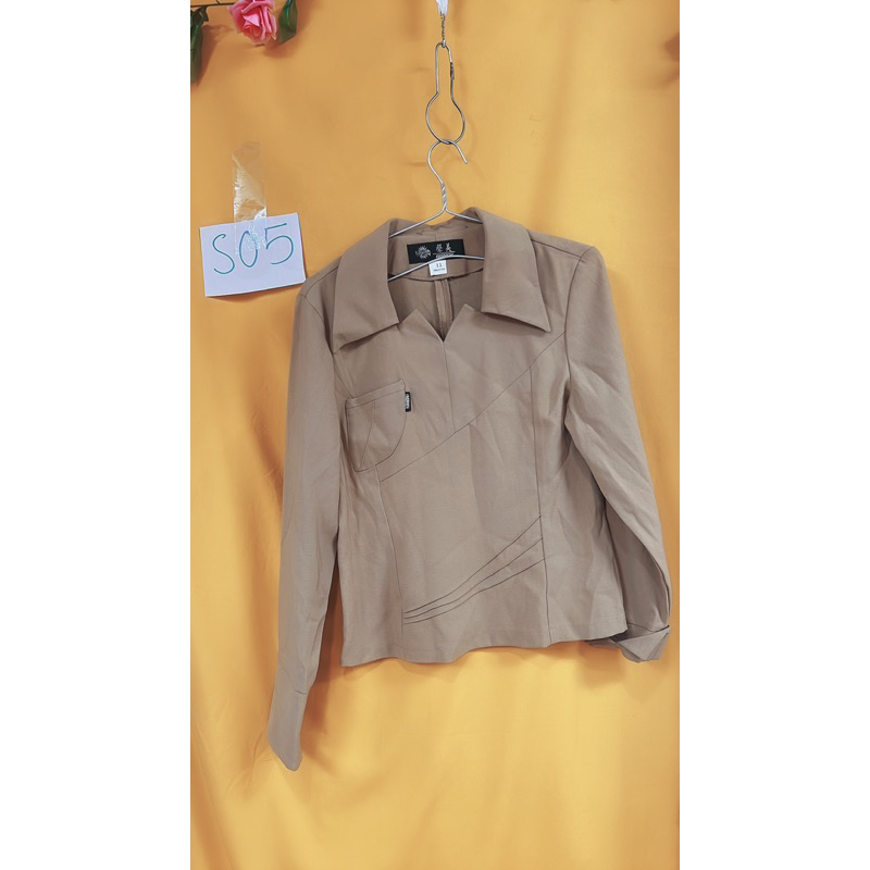 áo nâu vàng cà phê sữa size M.S05