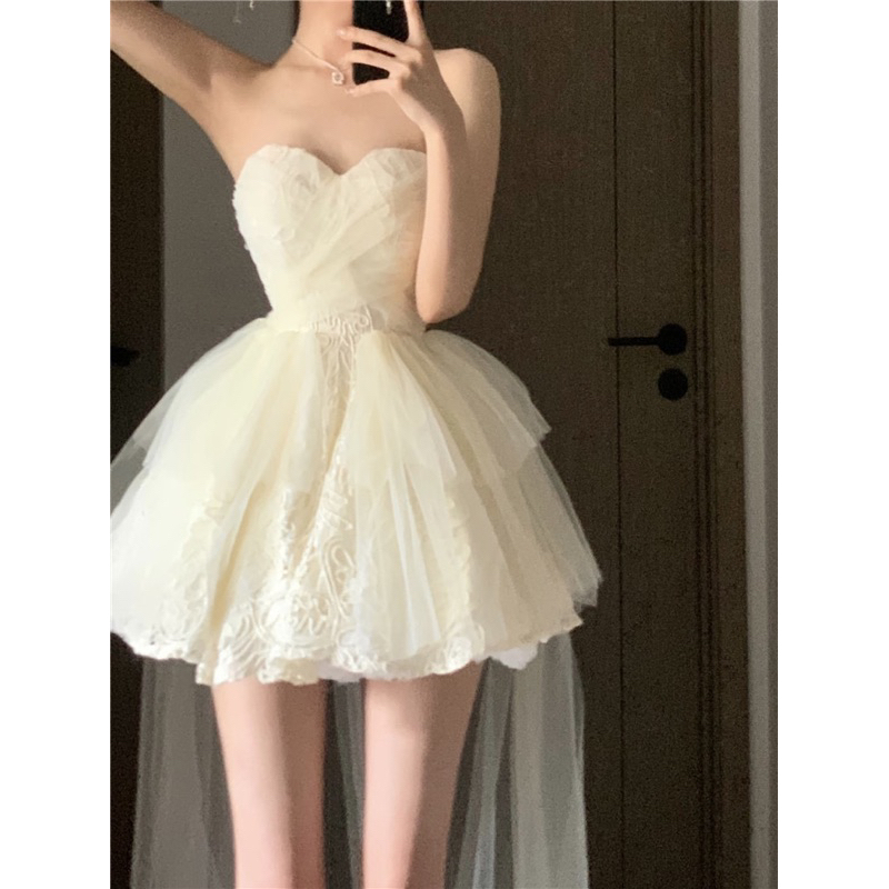 Váy đầm ren quây cúp ngực trắng kem ôm eo dáng ngắn xoè đuôi dài tiểu thư thanh lịch kỷ yếu, váy sinh nhật Churri