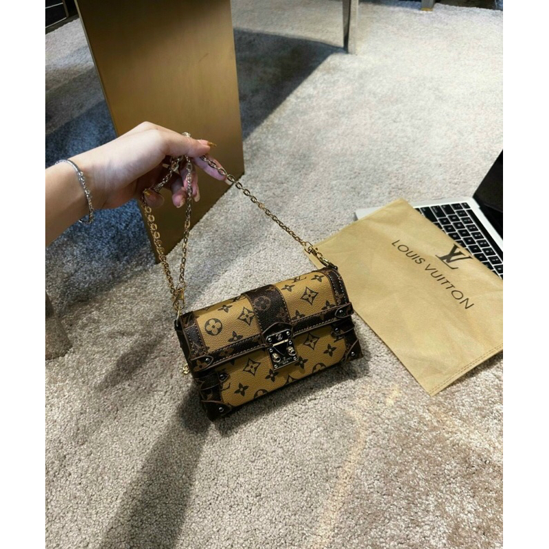 Túi cốp lv hình chữ nhật khoá vuông