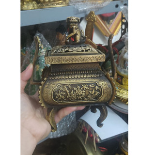 Lư đỉnh đốt trầm vuông bằng đồng