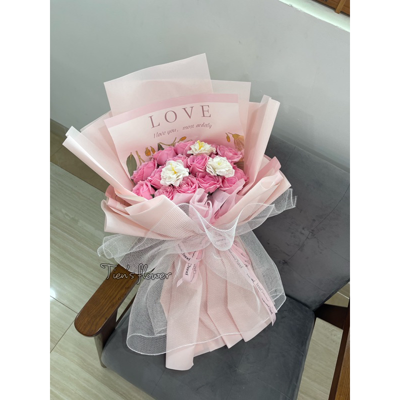 Bó hoa sáp 7 lớp mix hoa thuỷ tiên nhà Tien’s flower