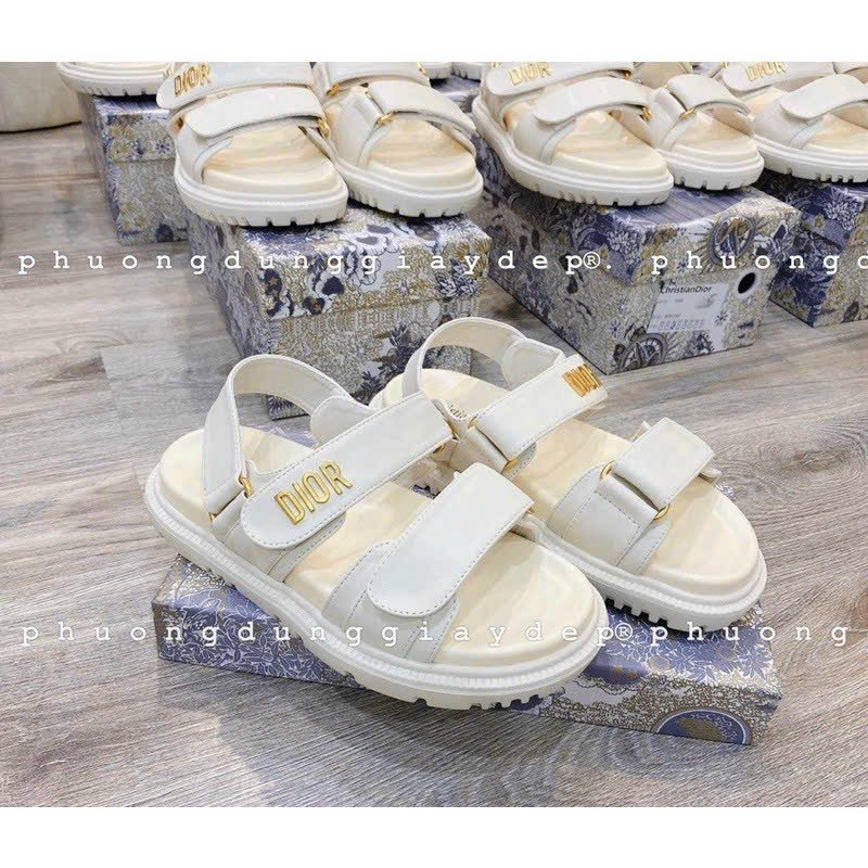 Xăng đan nữ 2 quai đồng Doir đế đúc mới 2023 đen kem