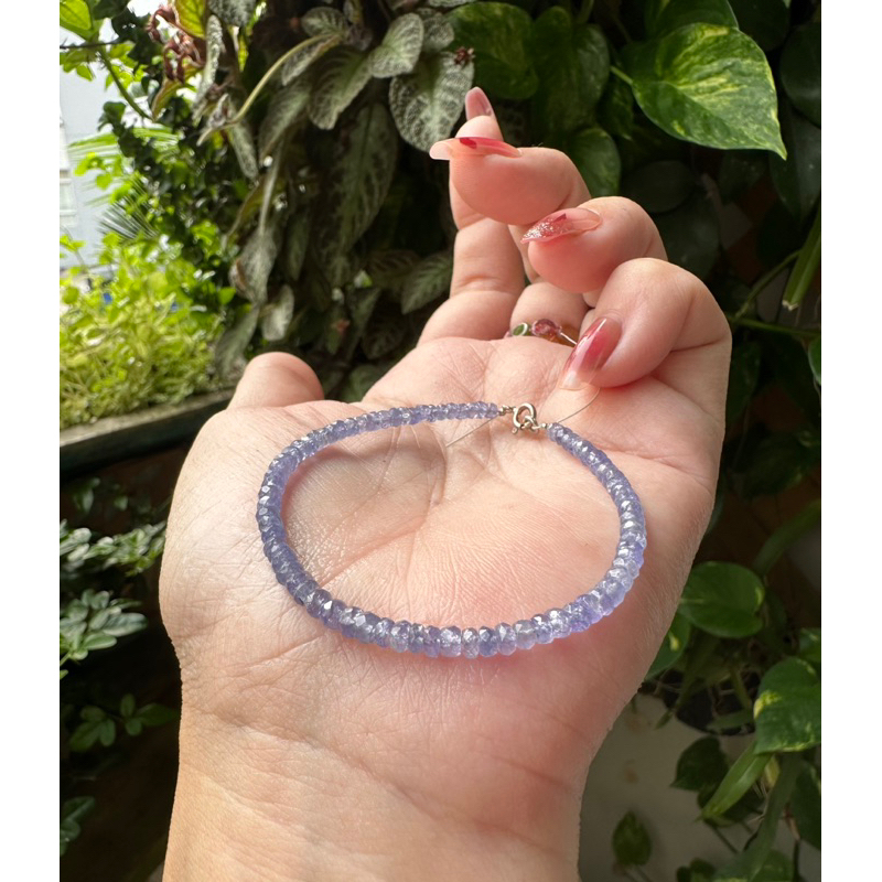 Vòng tay Iolite size 2.5-3.5 li xinh xắn