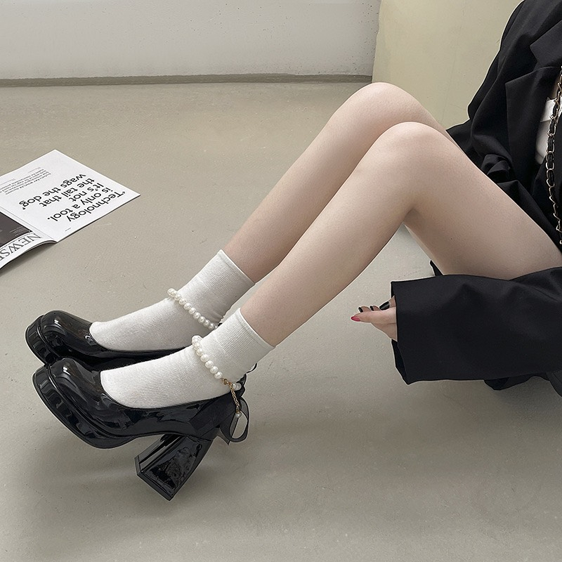 Giày cao gót đế vuông quai ngọc thời trang nữ FAROSA - K77 chất da bóng hai màu đen và trắng cực xinh