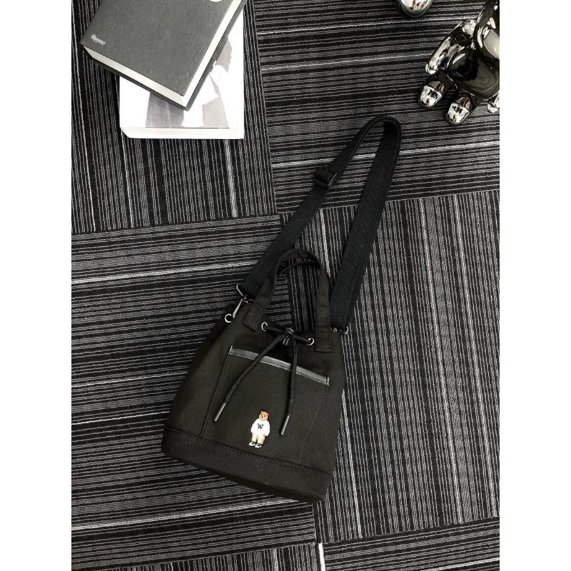 Túi WHO.AU STEVE BEAR CANVAS BUCKET