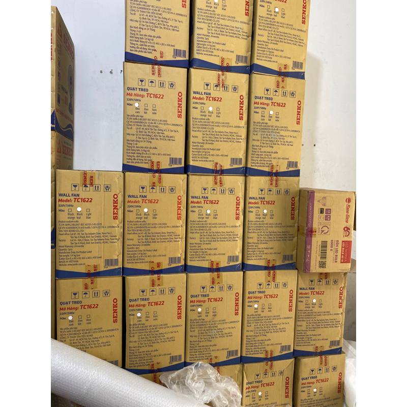 Quạt treo tường Senko 2 dây TC1622 65W 7 cánh, động cơ đồng Chính hãng