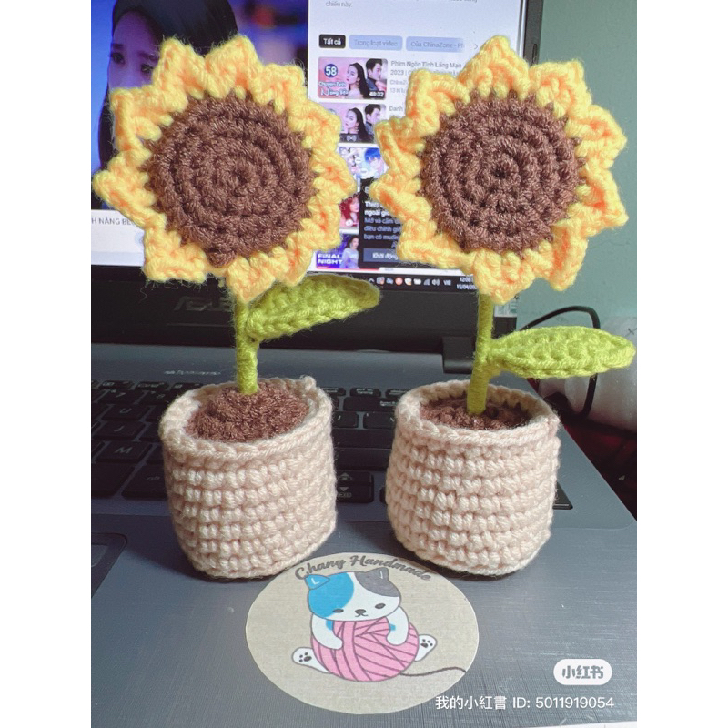 CHẬU HOA HƯỚNG DƯƠNG MINI LEN HANDMADE
