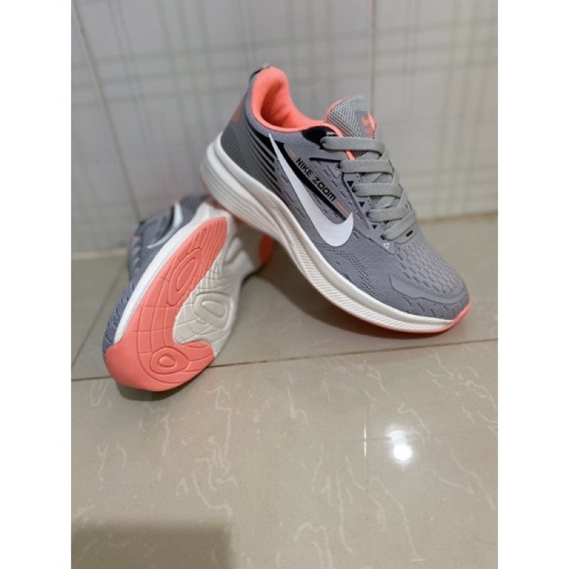 Giày thể thao nữ mẫu mới về siêu đẹp - giày siêu nhẹ mang bao chất - giày thiết kế miểu dáng mang bao ôm chân.