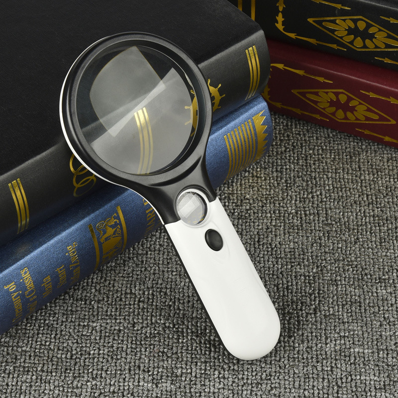 Kính lúp phóng đại 10x-30x có 3 LED 6902AB( kèm pin)